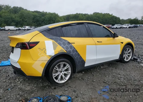 2022 Tesla Model Y из США, поврежденный, VIN 7SAYGDEE2NA012069